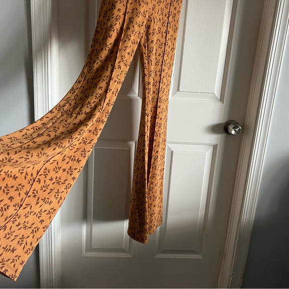 Floral Print Sleeveless Maxi Dress - Brown - Picture 3 of 13